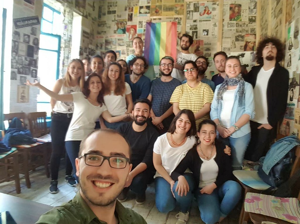 Homofobi ve transfobi karşıtları Manisa&rsquo;da buluştu Kaos GL - LGBTİ+ Haber Portalı